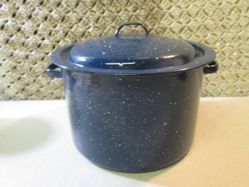 Blue Pot with Handles Approx 10 W ...