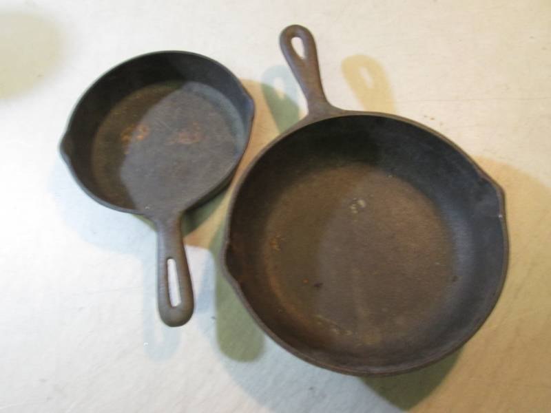 2 Cast Iron Fry Pans 6 12 and 8 1...