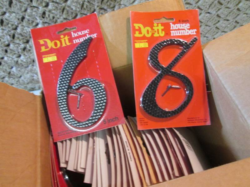 Box Full of Assorted 5 inch House N...