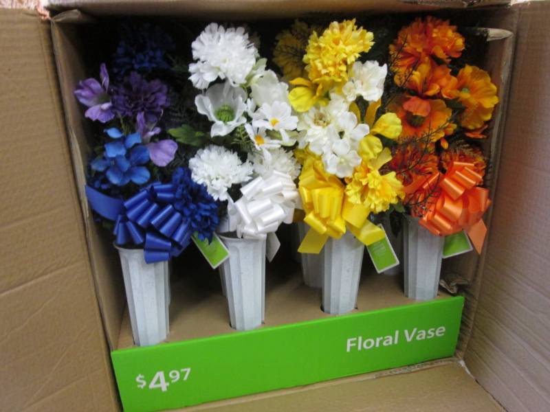 Lot of 20 Fake Flower Vases Retail ...
