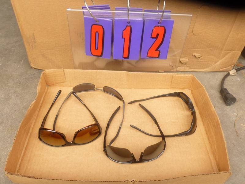 SnS Auctions # 399 Winter Boots, Coats, New Clothes, Sporting Goods, Ammo & Etc.