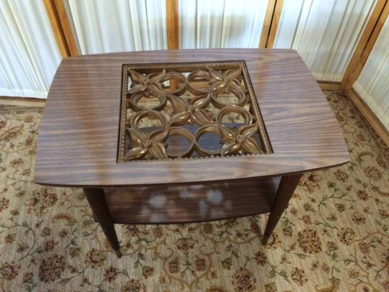 Retro Flower Power Mid Century Danish Modern Mersman Style End Table With Floral Geometric Cutout Design &amp Brass Cap Tapered Legs - Great Condition However Center Glass Needs To Be Replaced