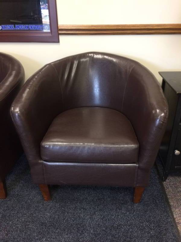 Quality HOM Furniture Dark Brown Leather Club Chair - Great Condition - No Tears