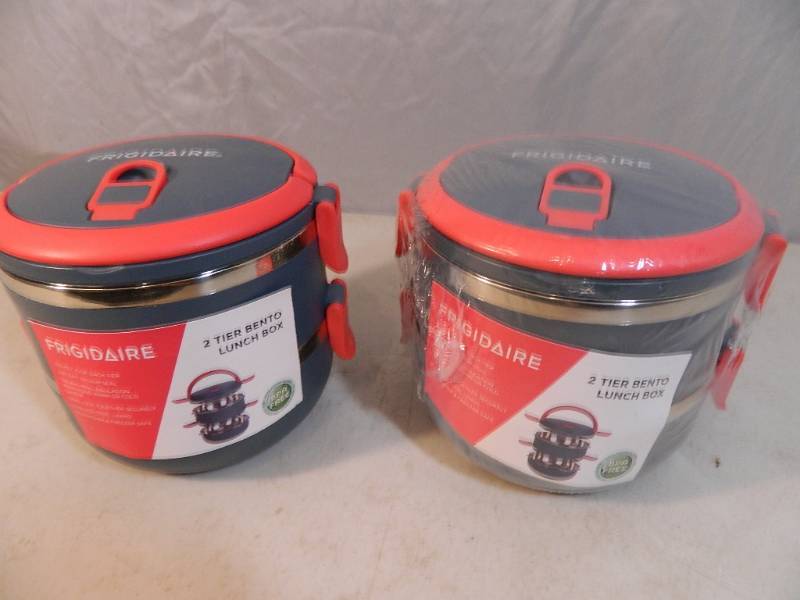 lot 103 image: 2 New Frigidaire Bento Lunchboxes