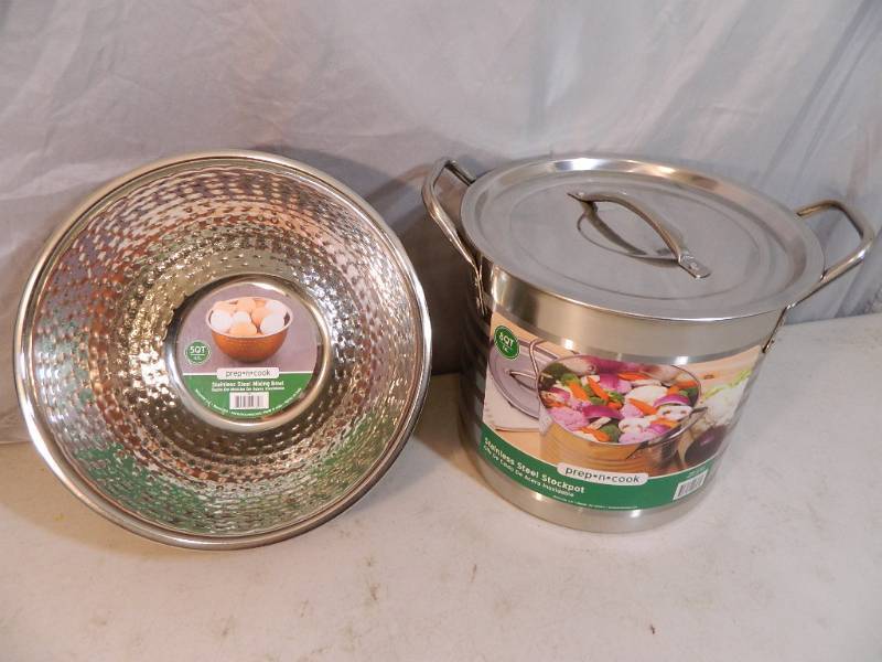 lot 114 image: New Stockpot and New Mixing Bowl
