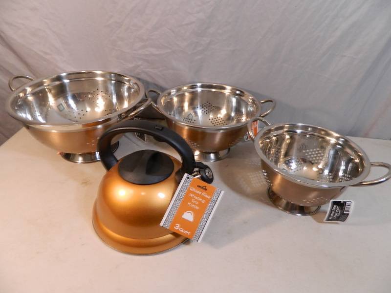 lot 115 image: New Colanders and New Tea Kettle