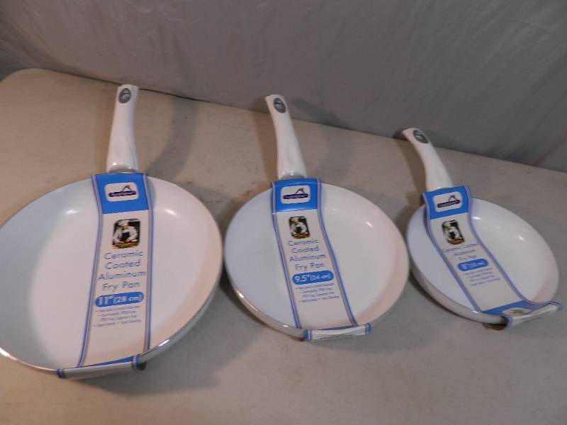 lot 117 image: 3 New Fry Pans