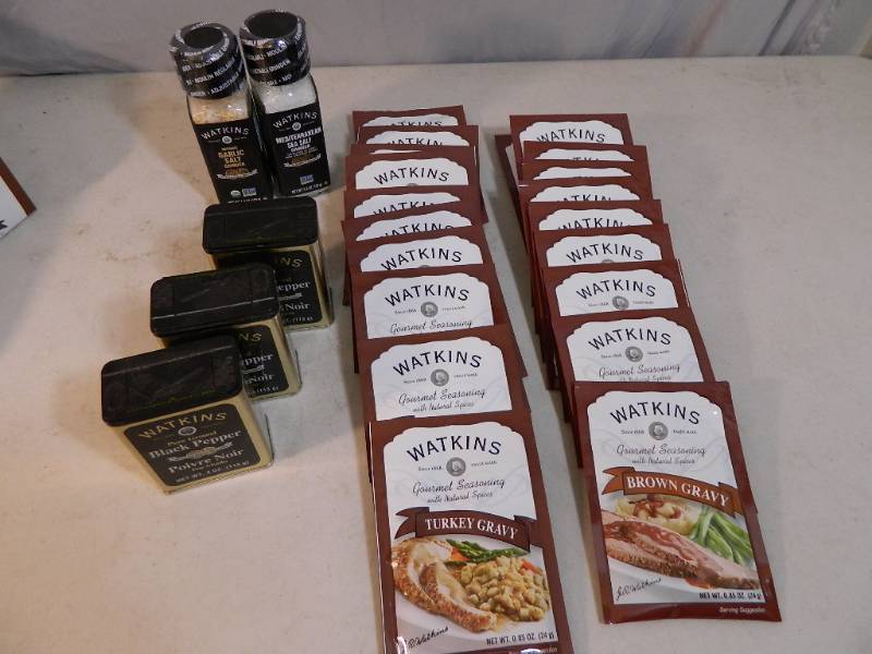 lot 124 image: Large Lot of New Watkins Items