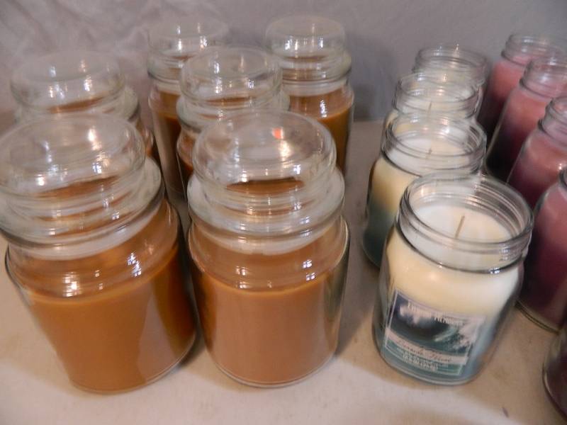 lot 167 image: 29 New Candles