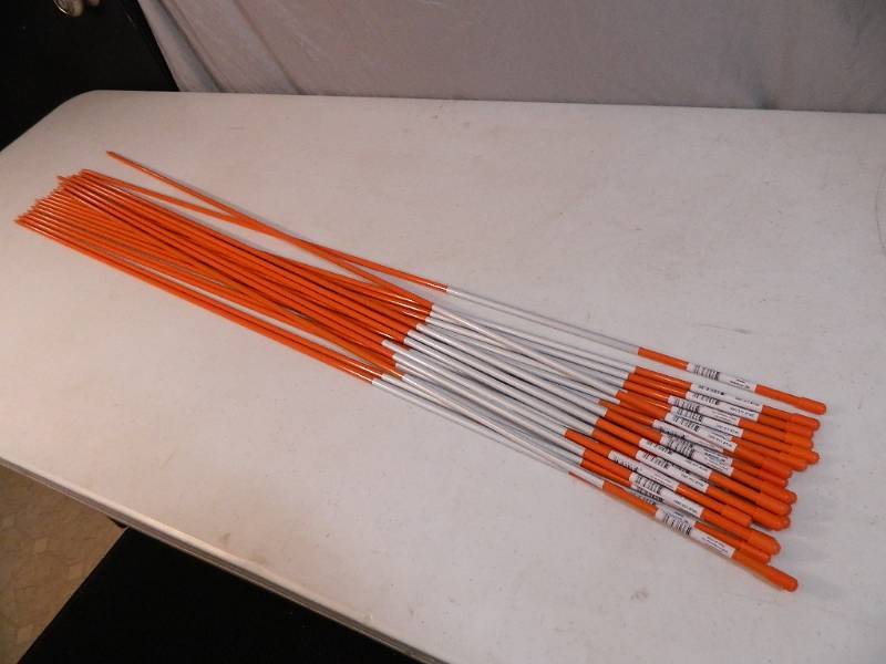 lot 170 image: 20 New Driveway Markers