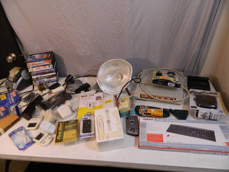 lot 194 image: Assorted New and Used Electronics