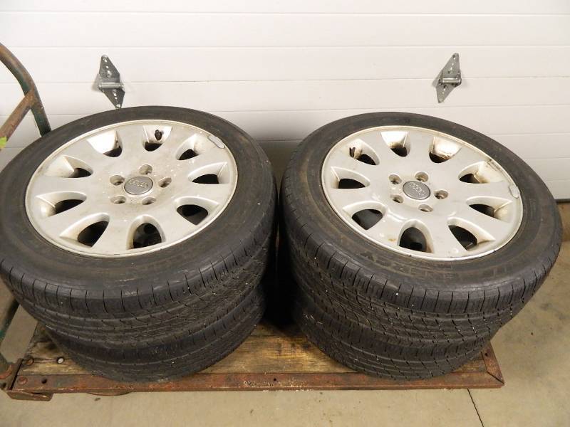 lot 2 image: Set of 4 Audi Wheels 16 inch