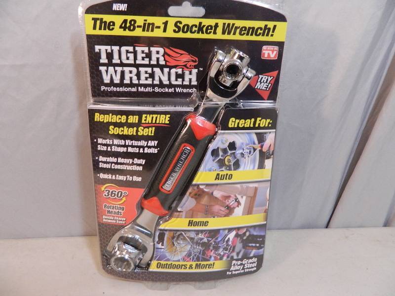 lot 32 image: New Tiger Wrench