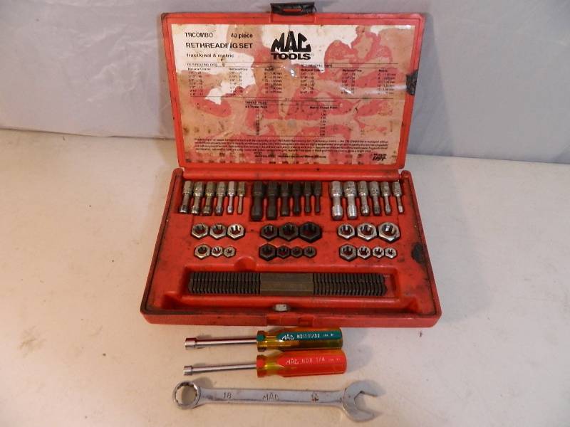 lot 74 image: Assorted Mac Tools