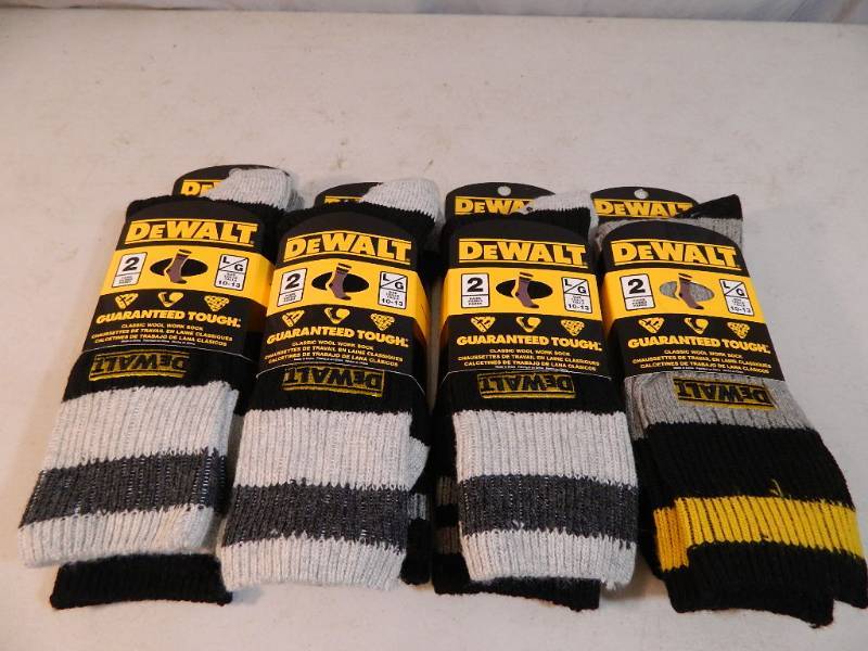 lot 83 image: 8 New Pairs of DeWalt Wool Work Socks