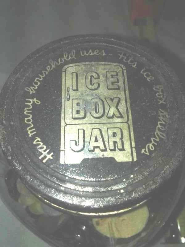 lot 8 image: Vintage Ice Box Jar full of buttons.