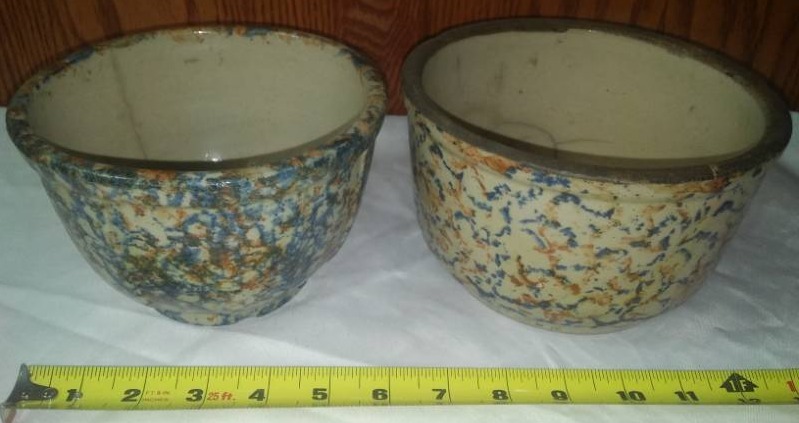 lot 14 image: 2 Sponge ware bowls Vintage