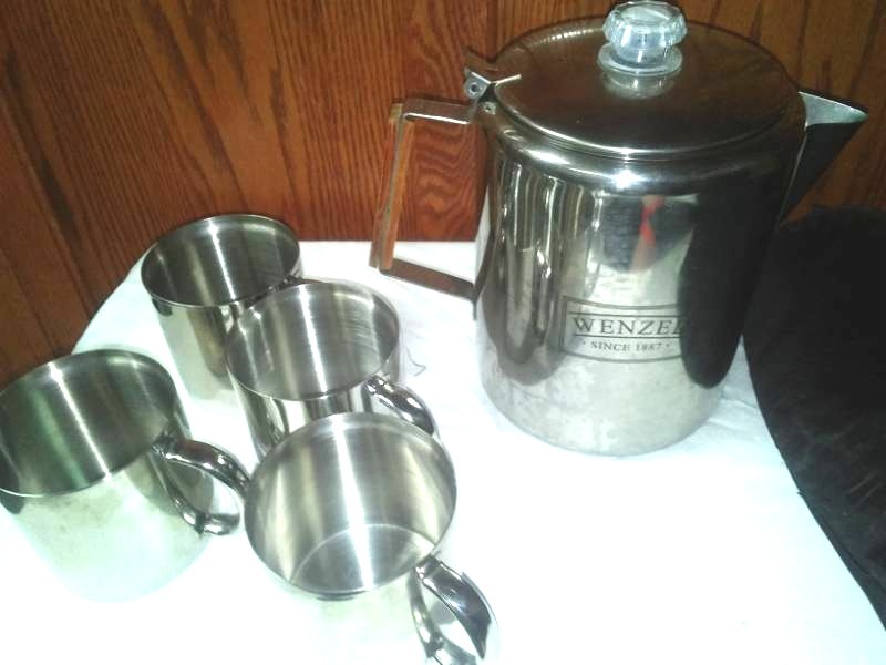 lot 71 image: Wenzel Camping coffee pot  4 cups