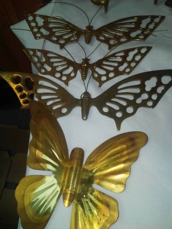 lot 93 image: Brass Copper metal dcor