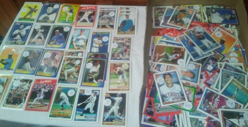 lot 193 image: MLB Baseball Trading Cards Superstars