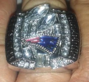 lot 200 image: New England Patriots Super Bowl Ring. Tom Brady