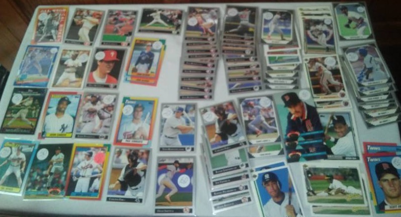 lot 204 image: MLB Baseball Cards Superstars cards.