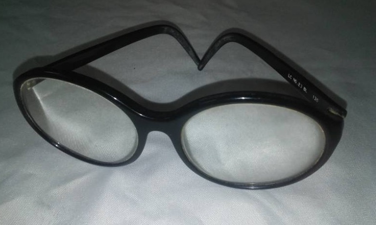 lot 212 image: Harry Potter glasses
