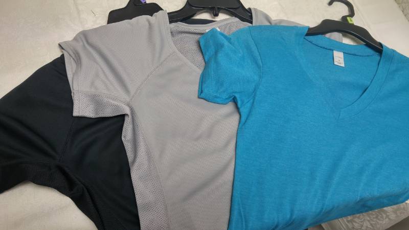 lot 479 image: Shirts - Long sleeve Short sleeve