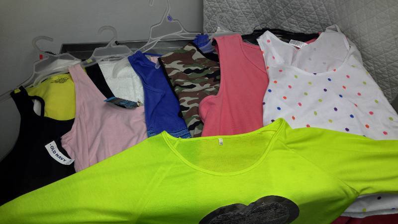 lot 496 image: Womens NWT Clothing (9)