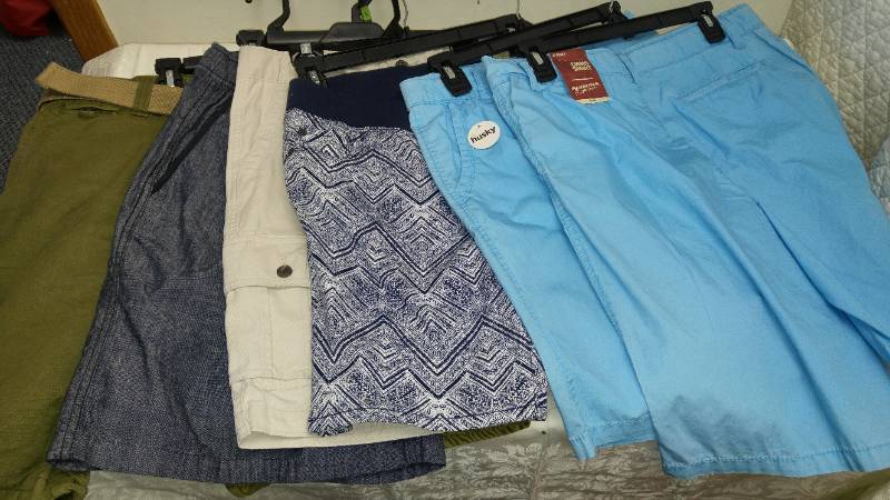 lot 498 image: Mens NWT Clothing (9)