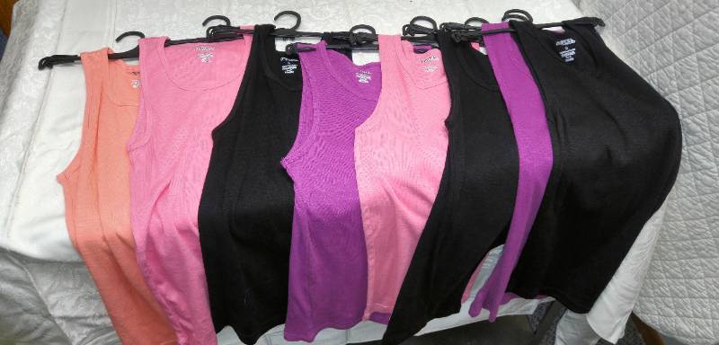 lot 508 image: Womens NWT Clothing (11)