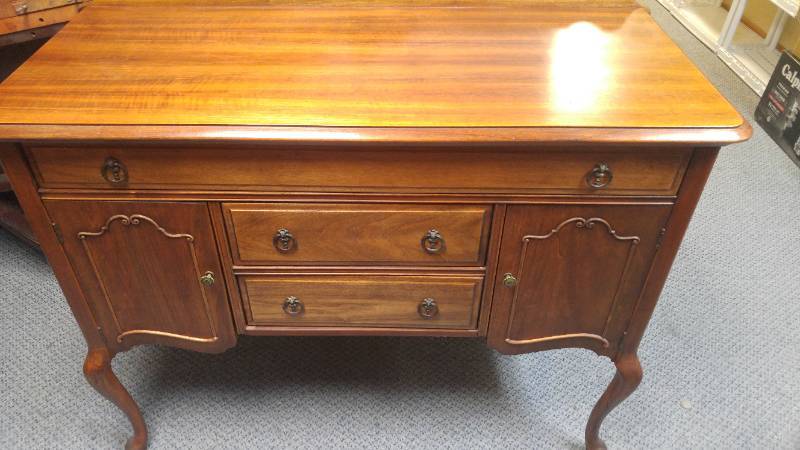 lot 311 image: Vintage Sideboard.
