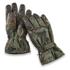 lot 93 image: Sportsman 222