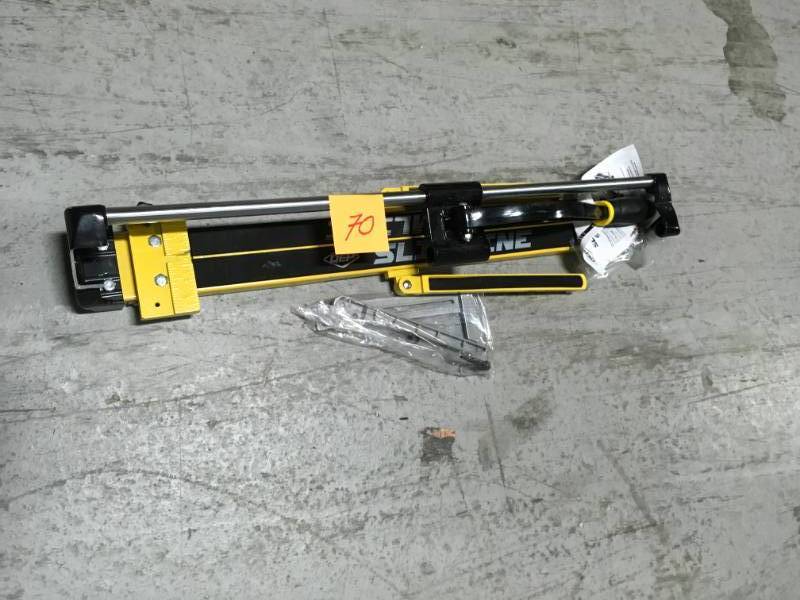 lot 70 image: QEP 24 in. Professional Slimline Tile Cutter- good conditon