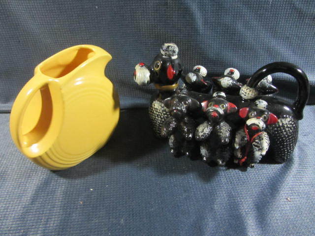 lot 153 image: Fiesta, Dog Decanter