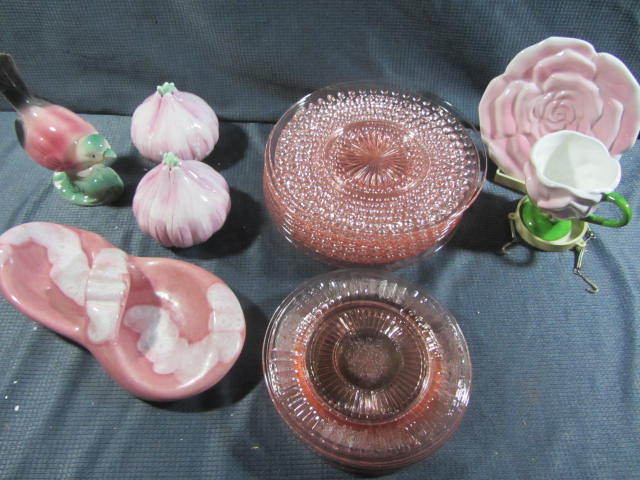 lot 155 image: Pink Depression Glass