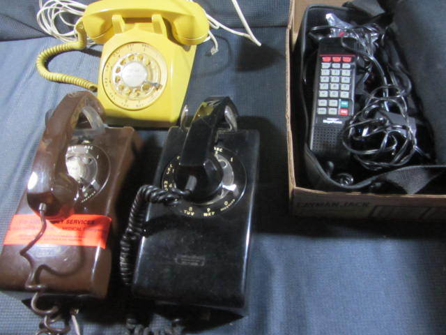 lot 181 image: Vintage Phones
