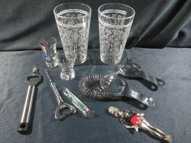 lot 208 image: Bar Glasses & Tools