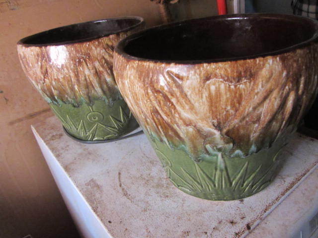 lot 217 image: Planters