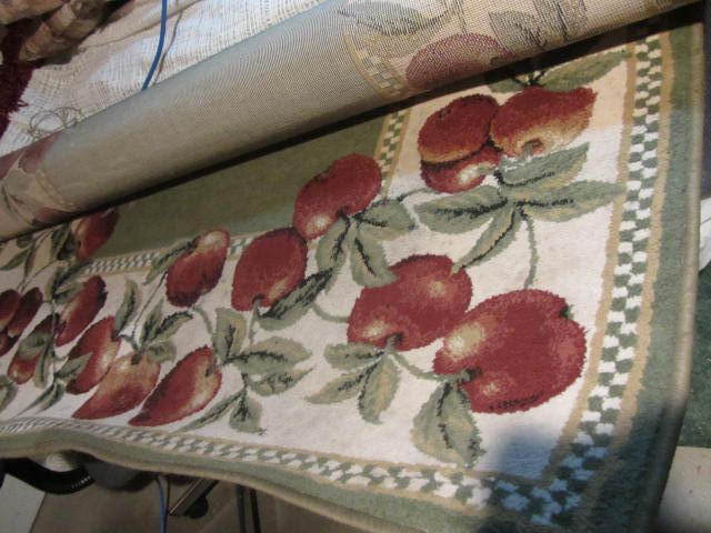 lot 222 image: Area Rug
