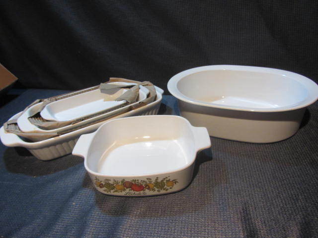lot 236 image: Corning & Ovenware