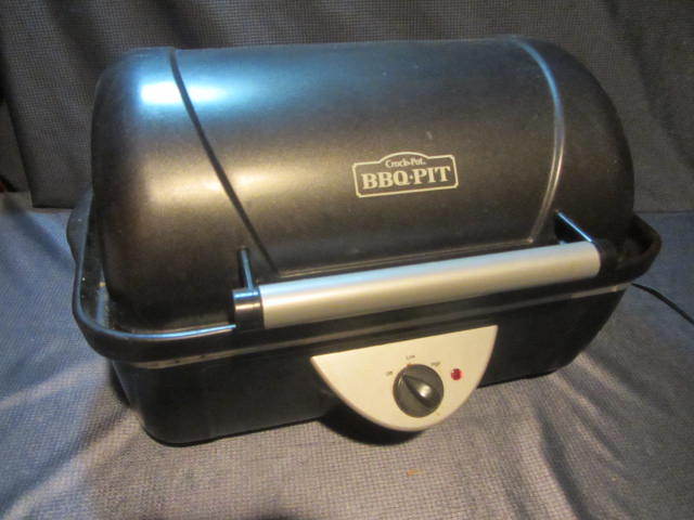 lot 255 image: BBQ Pit
