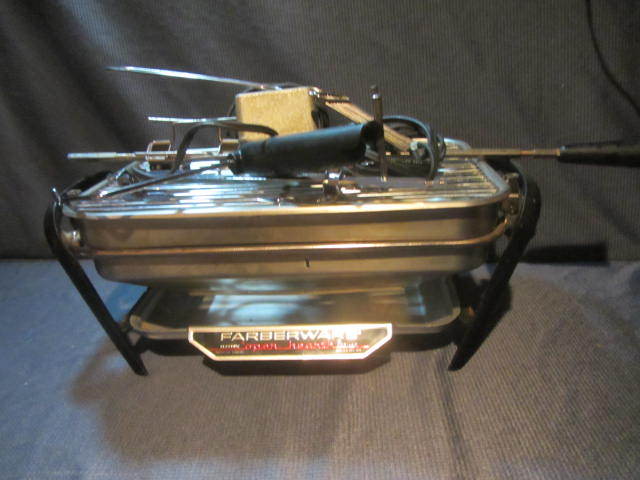 lot 265 image: Electric Broiler