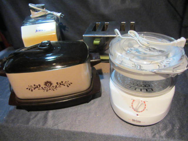 lot 273 image: Steamer, Juicer, Toaster, Slow Cooker
