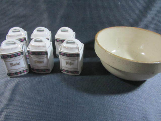 lot 175 image: German Antique Spice Set