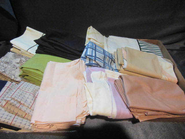 lot 331 image: Pillowcases