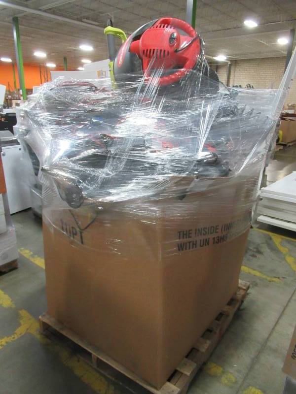 lot 217 image: WHOLESALE MIXED PALLET OF RETURNS - HAND AND INDOOROUTDOOR POWER TOOLS