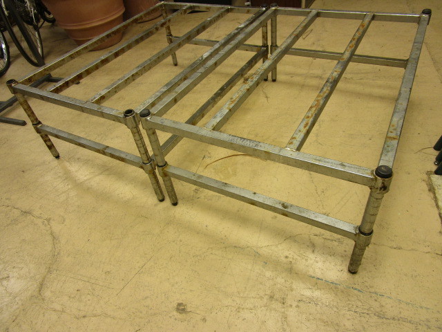 lot 109 image: KITCHEN APPLIANCE RACKS