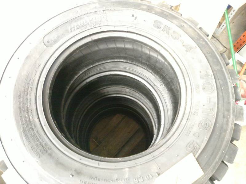 lot 2 image: (4) Haulking Skid Loader Tires