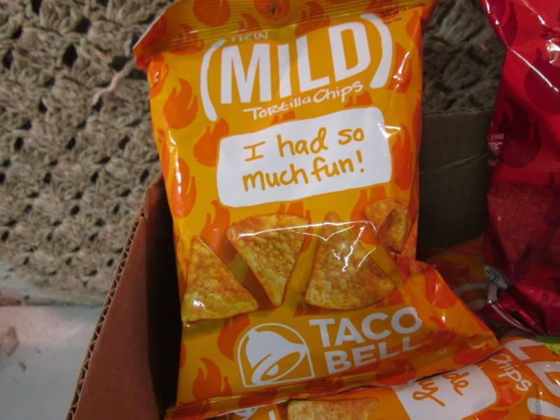 lot 176 image: Box Full of Assorted Chips  EC2...